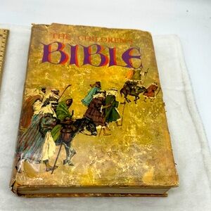 The Children’s Bible Vintage Hardcover (Golden Press) 1965